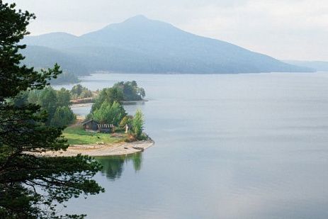 Рыболовный тур на 5 дней в Карелию на "Избу Кузьмича" 